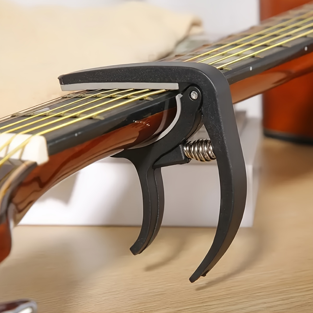 Guitar Tuner Clip - 내구성이 뛰어난 나무 기타 카포 튜닝